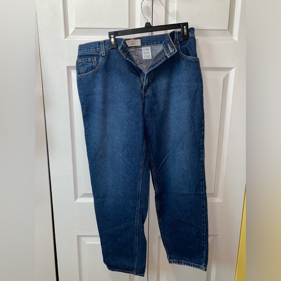 Levi’s Relaxed Fit Size 16 Jeans - Picture 2 of 4